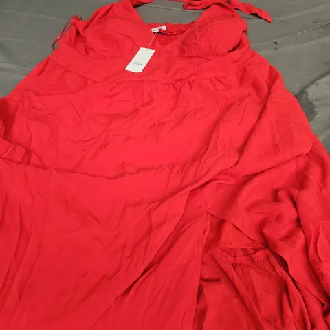 HOLLISTER HALTERNECK TIE FRONT SPLIT DRESS, RED - UK SIZE XXLARGE 