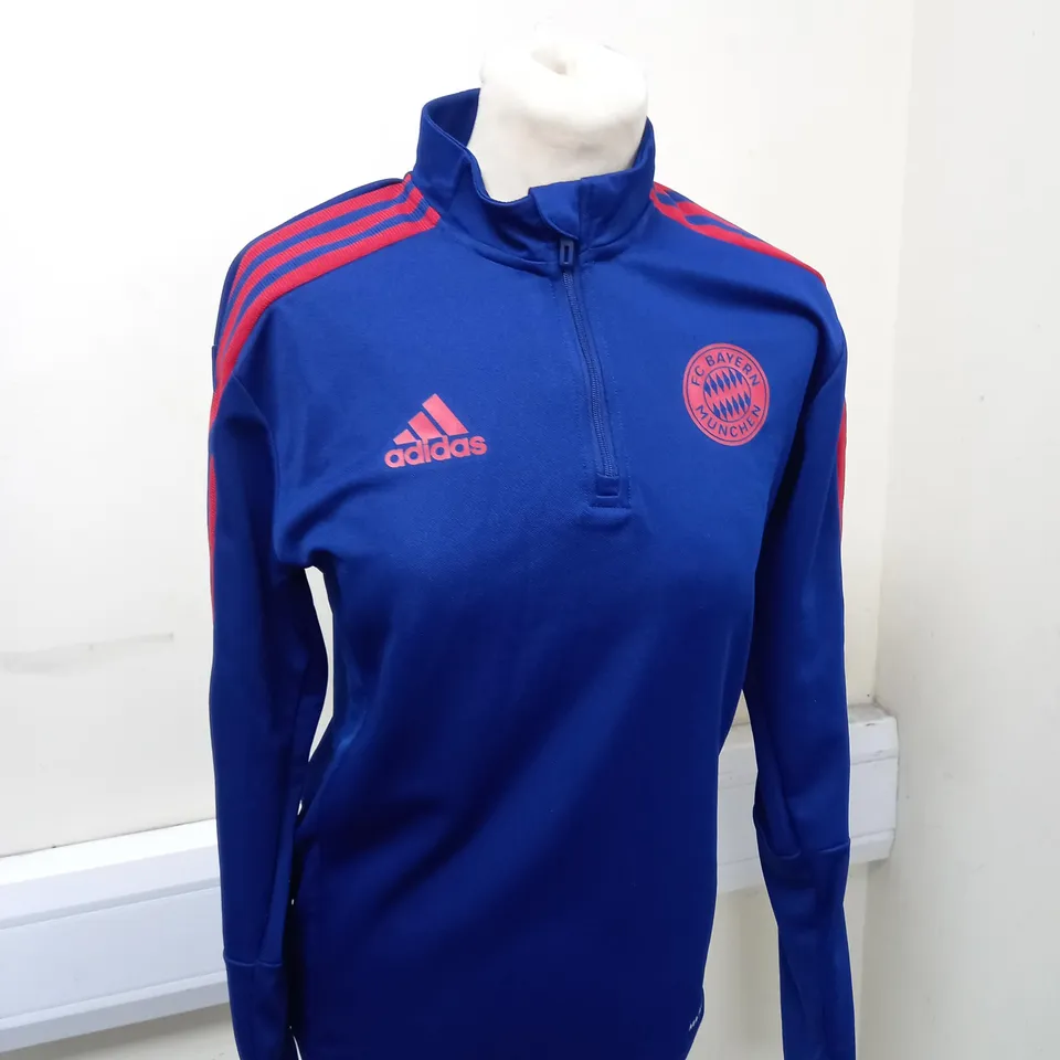 BAYERN MUNICH 1/4 ZIPPED TRAINING TOP SIZE XS
