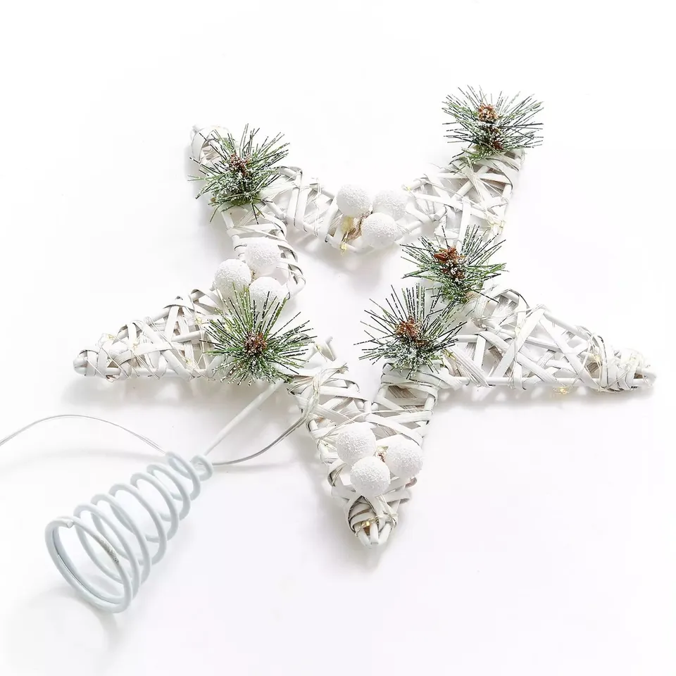 PRE LIT WHITE STAR TREE TOPPER RRP £15.99