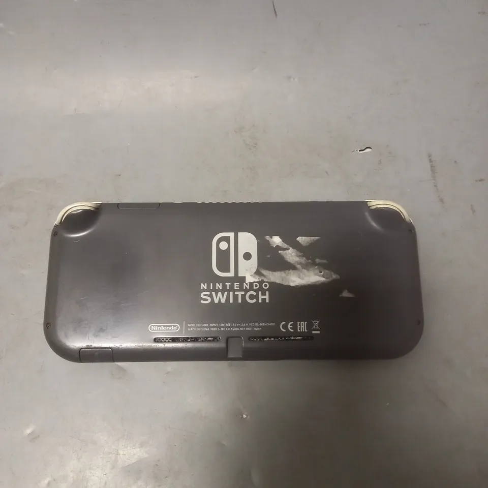 NINTENDO SWITCH GAME CONSOLE IN GREY