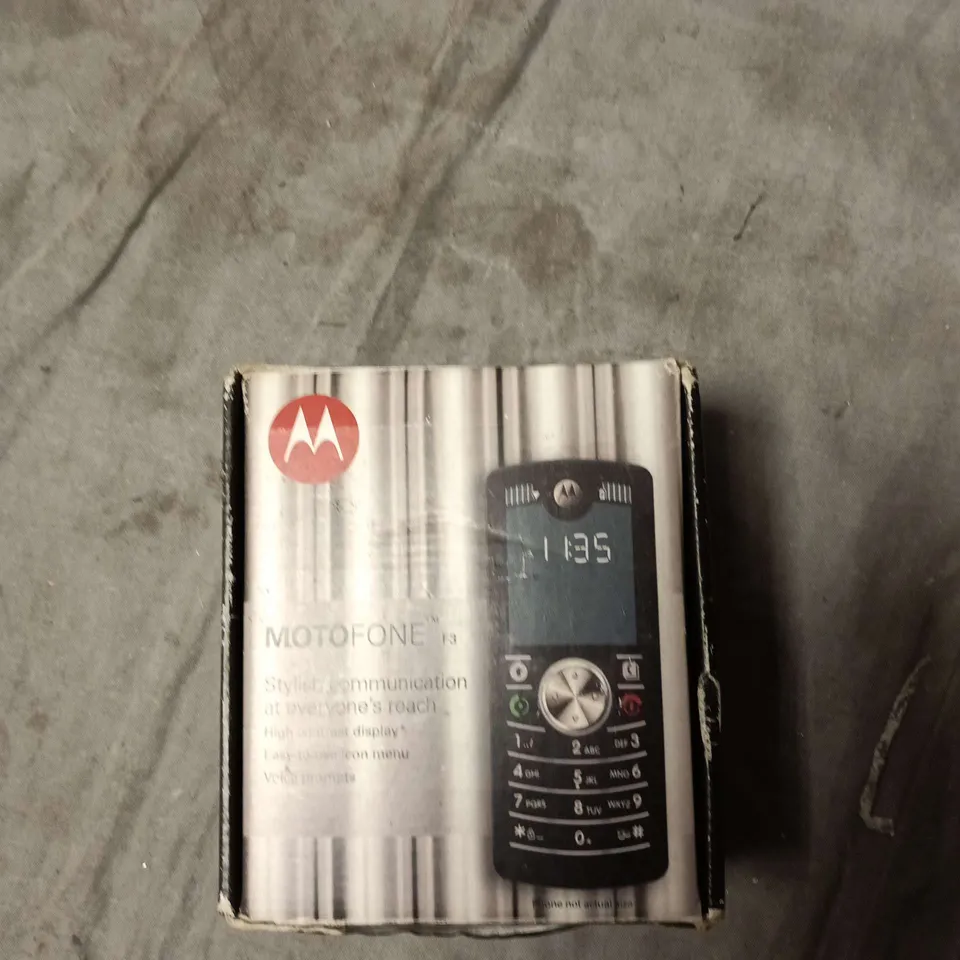 MOTOROLA MOTO FONE F3 MOBILE PHONE – BLACK, BOXED WITH CHARGER