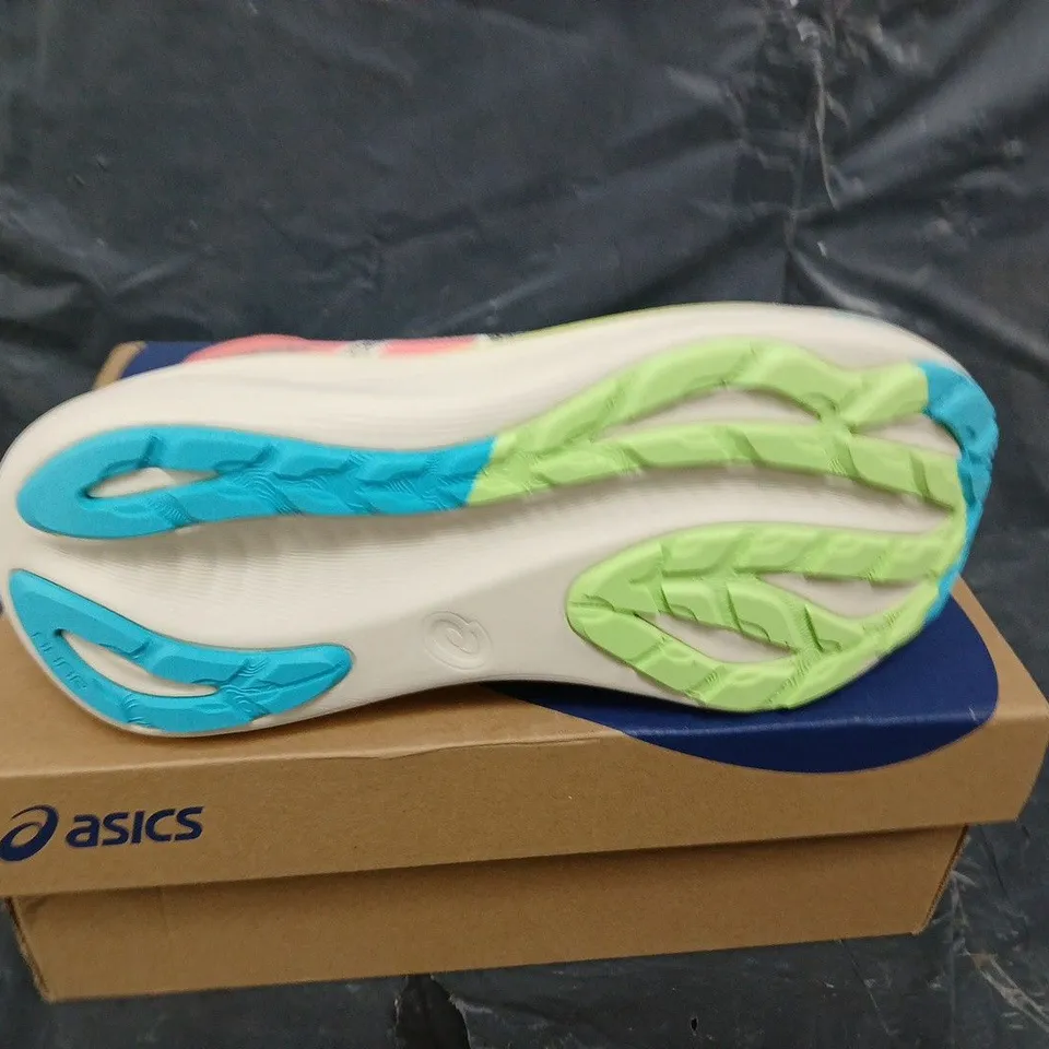 BOXED ASICS GEL-NIMBIS 27 TRAINERS - WOMENS - UK SIZE 4
