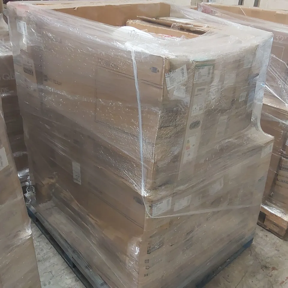 PALLET CONTAINING A LARGE QUANTITY OF ASSORTED DAMAGED TVs