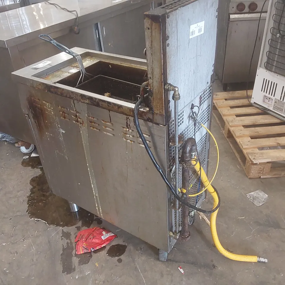 FALCON COMMERCIAL GAS FRYER
