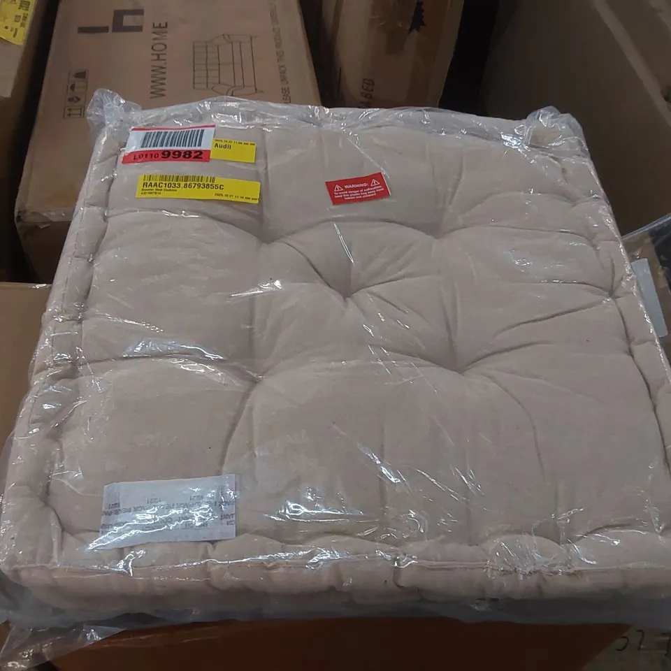 BAGGED BOOSTER SEAT CUSHION