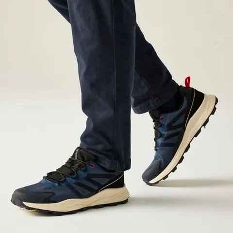 BRAND NEW REGATTA MEN'S LEIGHTON TRAINERS | DARK DENIM POPPY RED UK 8