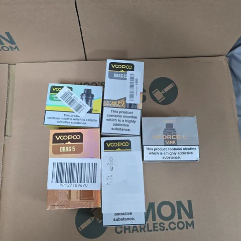 BOX OF APPROXIMATELY 30 ASSORTED E-CIGARETTES AND ACCOMPANIMENTS TO INCLUDE: VARIOUS VOOPOO ITEMS 