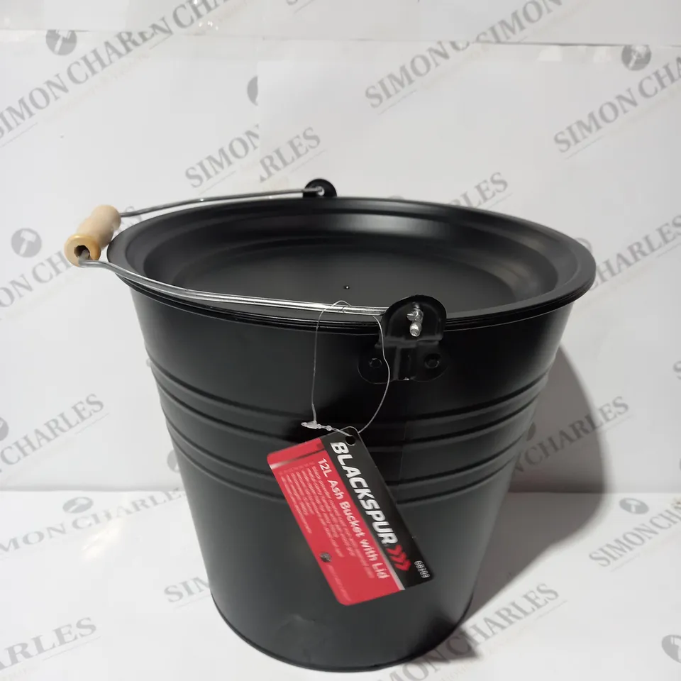 BLACKSPUR 12L ASH BUCKET WITH LID