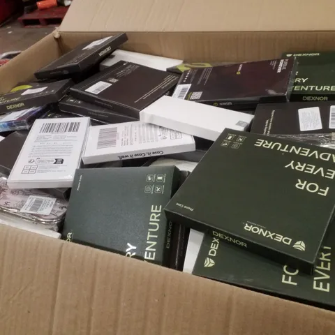 PALLET CONTAINING LARGE QUANTITY OF ASSORTED PHONE CASES