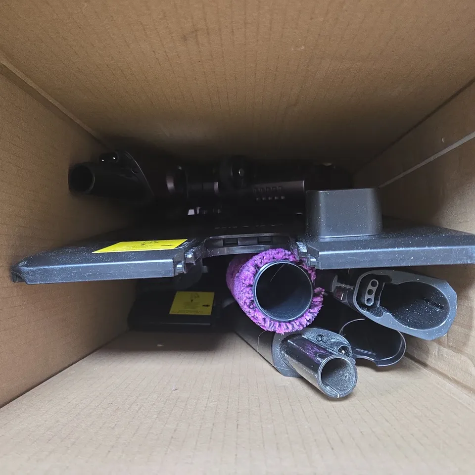 BOXED SHARK WANDVAC SYSTEM WV361PLUK