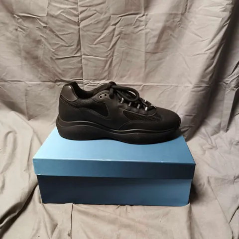 BOXED PAIR OF MENS BLACK CLEEN'S - SIZE 12.5