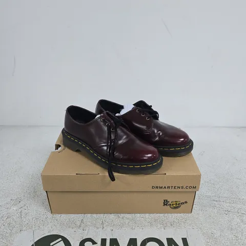 DR. MARTENS BURGUNDY LEATHER DERBY SHOES – UK 5, BOXED