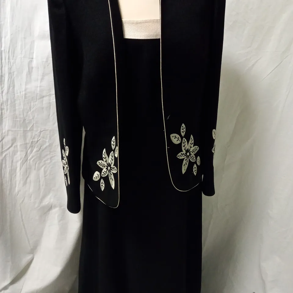 JACQUES VERT BLACK/WHITE FLORAL DRESS AND JACKET - SIZE 12 
