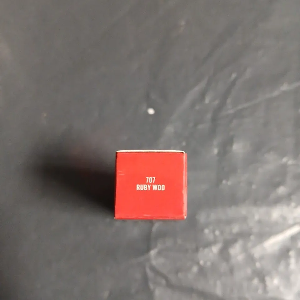 MAC RETRO MATTE LIPSTICK – RUBY WOO (707)