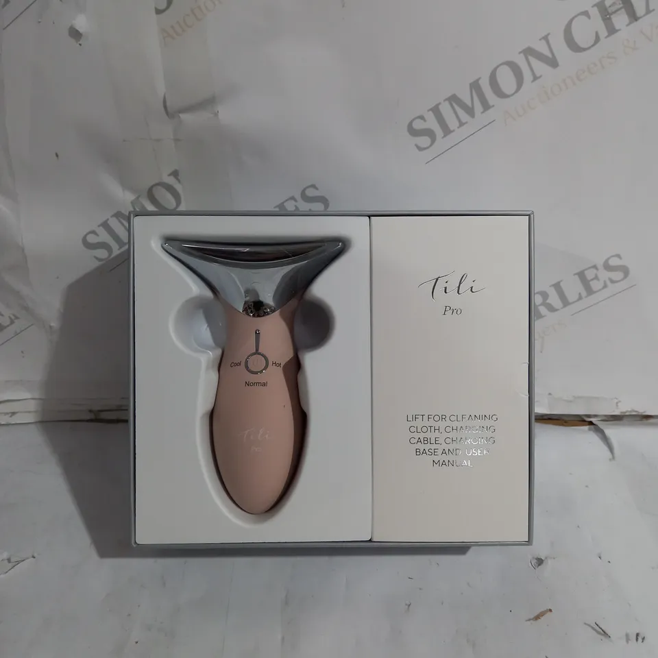 BOXED TILI PRO LED ANTI-AGEING HOT & COLD FACIAL TONING DEVICE