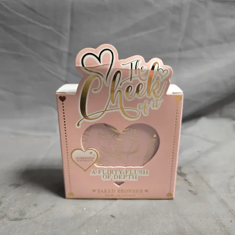 P.LOUISE THE CHEEK OF IT BAKED BRONZER