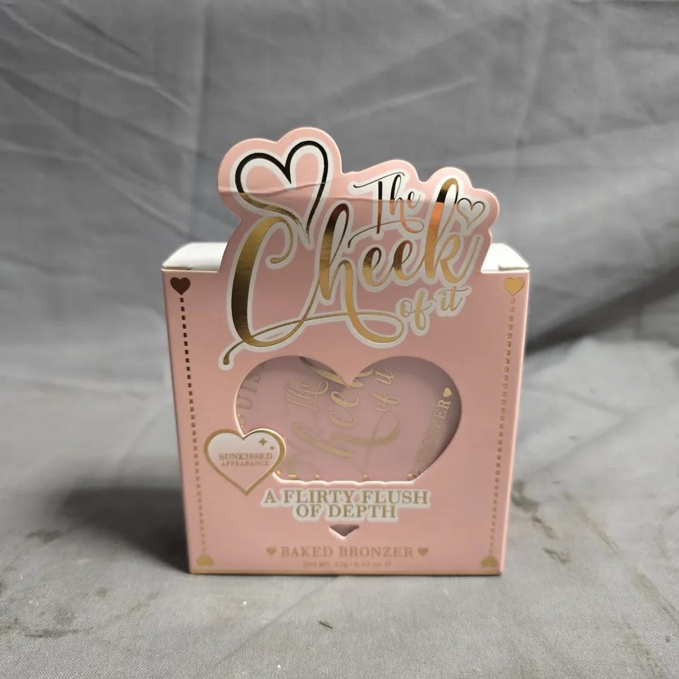 P.LOUISE THE CHEEK OF IT BAKED BRONZER 