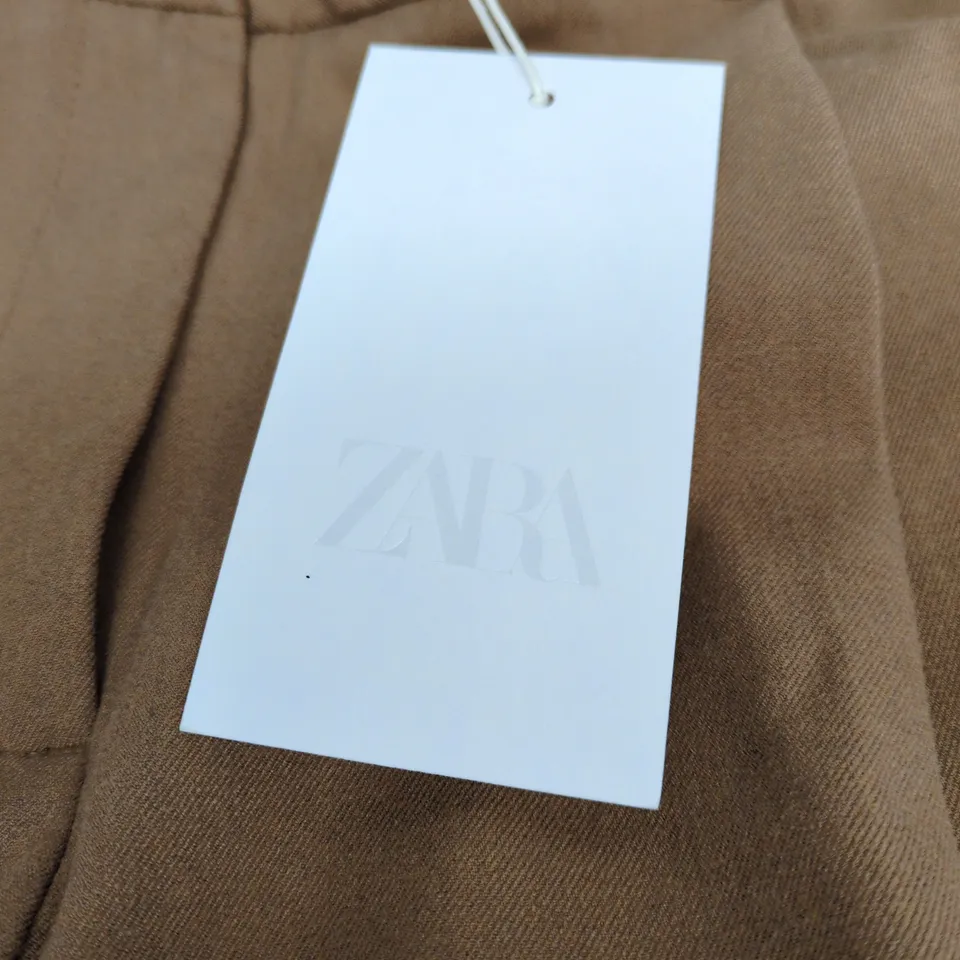 ZARA TROUSERS – CAMEL/BROWN, SIZE M