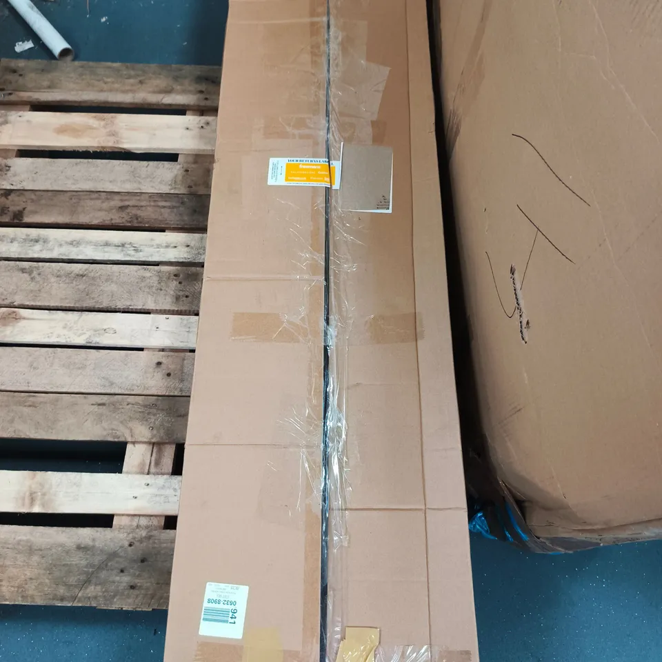 BOXED GAZEBO 