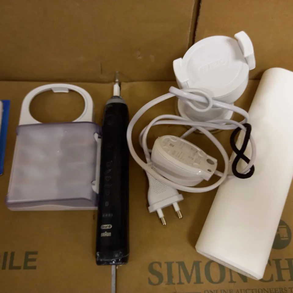 ORAL-B GENIUS 8000 ELECTRIC TOOTHBRUSH