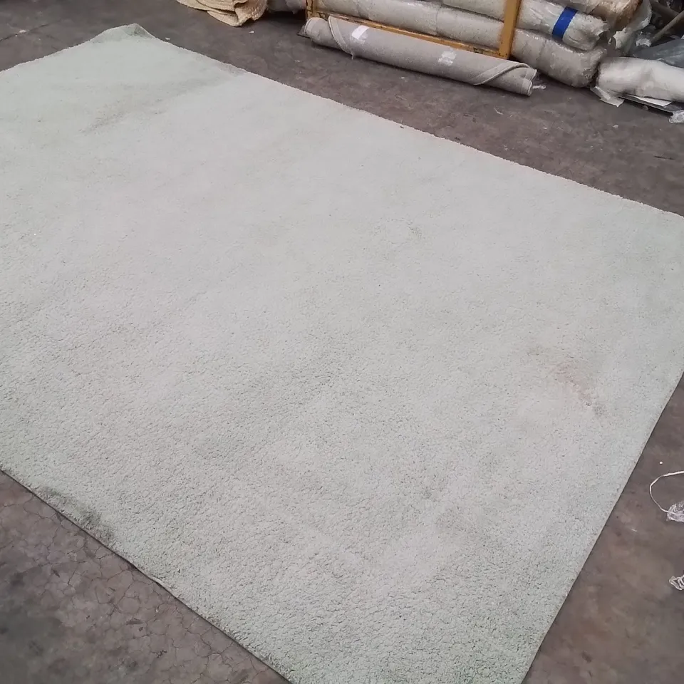 QUALITY DESIGNER AREA RUG - APPROXIMATELY 337X236CM