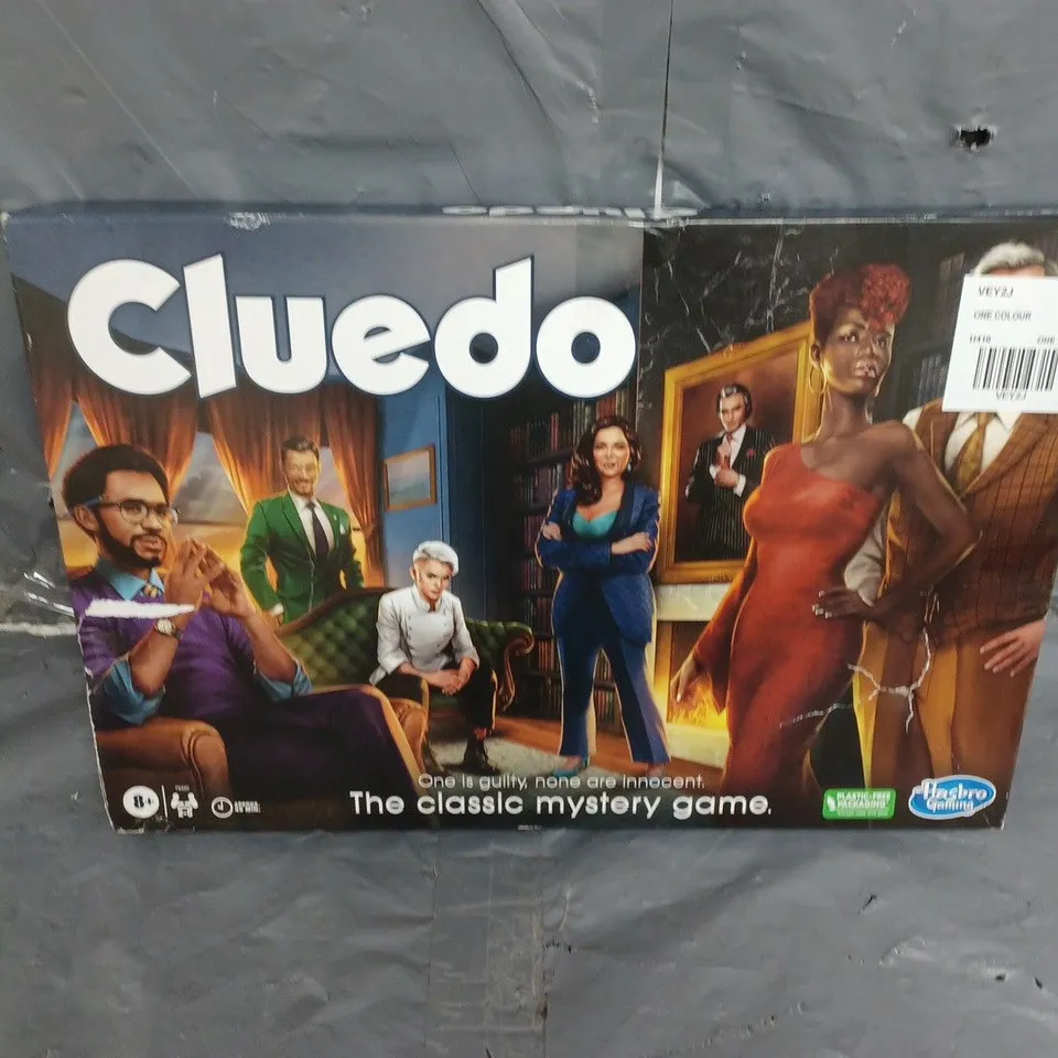 HASBRO CLUEDO CLASSIC, MODERN REFRESH RRP £28