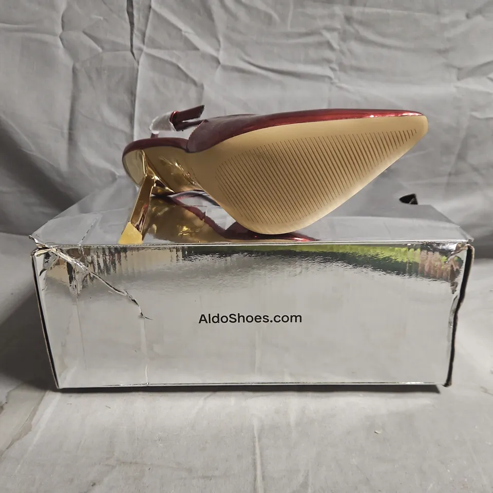BOXED PAIR OF ALDO POINTED TOE HEELS IN METALLIC RED/GOLD SIZE UK 2