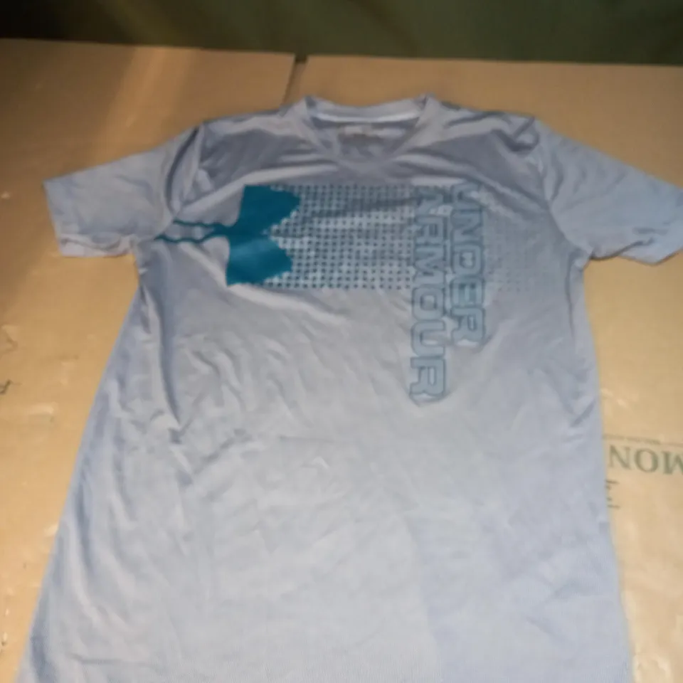 UNDER ARMOUR T-SHIRT