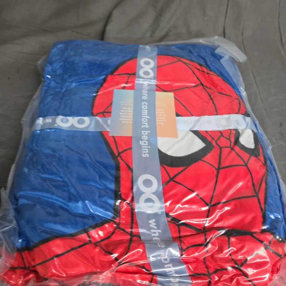 SEALED OODIE ADULT OVERSIZED HOODED BLANKET - SPIDERMAN 