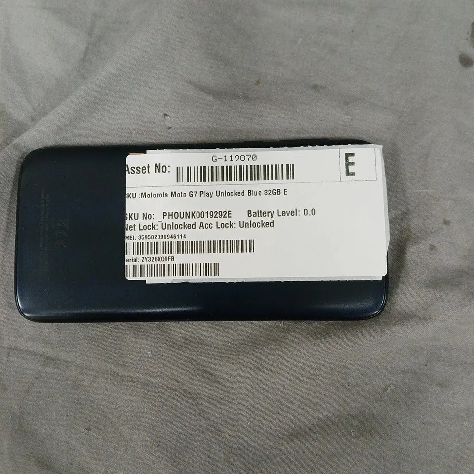 MOTOROLA MOTO G7 PLAY – BLUE, 32GB – UNLOCKED – CRACKED FRONT SCREEN