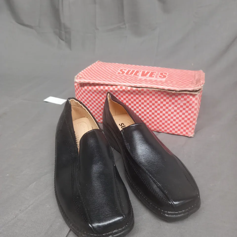 BOXED SUEVES BLACK SHOES SIZE 36
