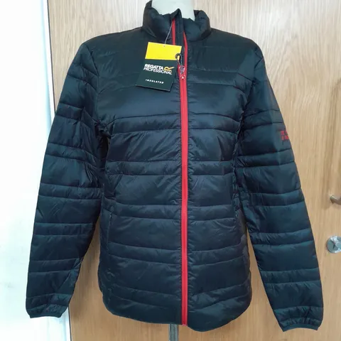 REGATTA PROFESSIONAL INSULATED COAT IN BLACK - UK SMALL
