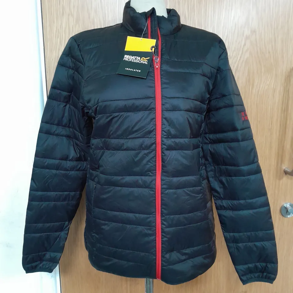 REGATTA PROFESSIONAL INSULATED COAT IN BLACK - UK SMALL