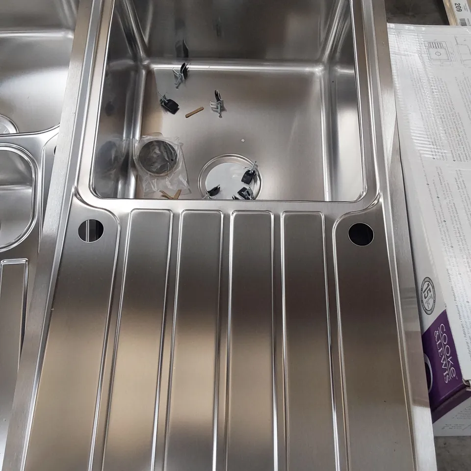 REVERSIBLE STAINLESS STEEL SINGLE BOWL SINK & DRAINER