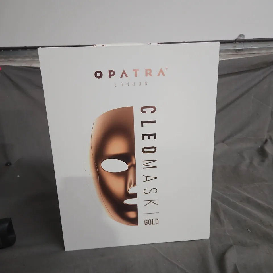 OPATRA LONDON CLEOMASK GOLD FACIAL MASK-CASE DAMAGED
