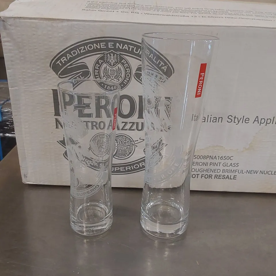 BOX CONTAINING APPROXIMATELY 12x PERONI PINT GLASSES AND 9x PERONI HALF PINT GLASSES