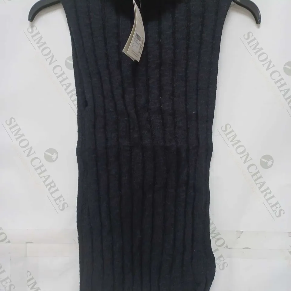NOBODYS CHILD GROWN ON NECK KNITTED TOP IN BLACK - UK 8