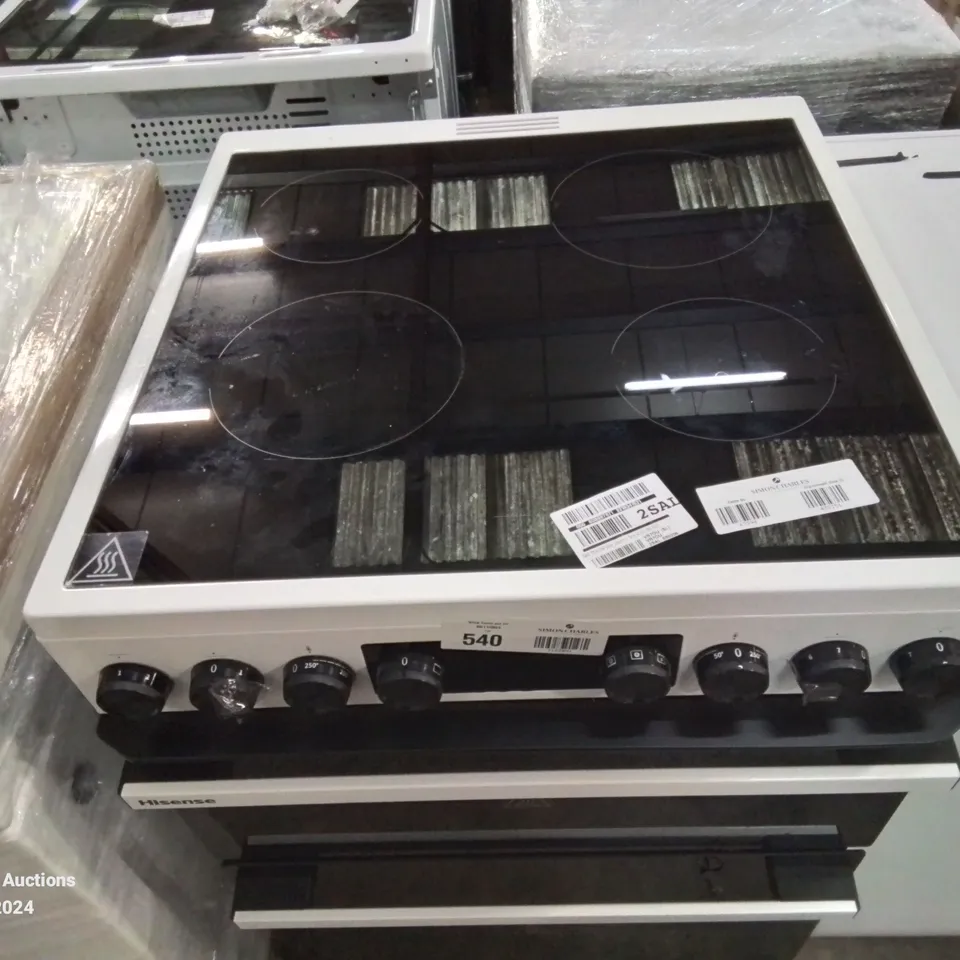 HISENNSE ELECTRIC DOUBLE OVEN AND HOBS 