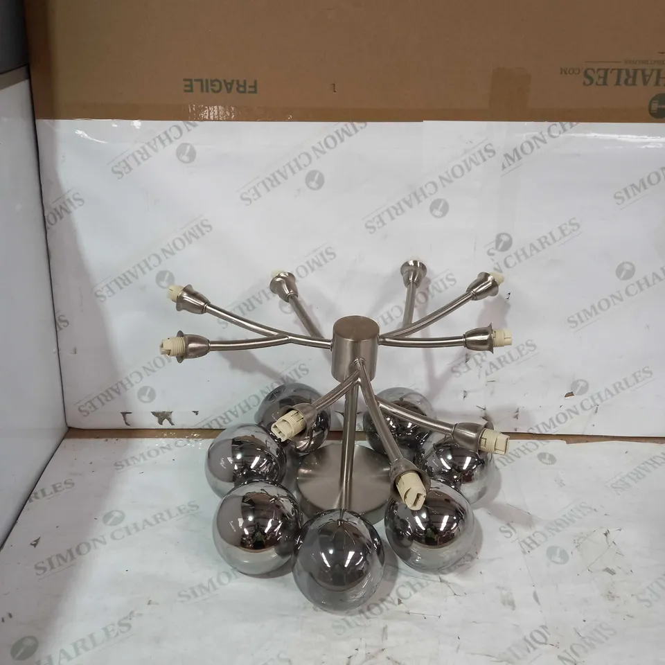 BOXED 9 LIGHT LED LAMP WITH 7 REFLECTIVE BULBS