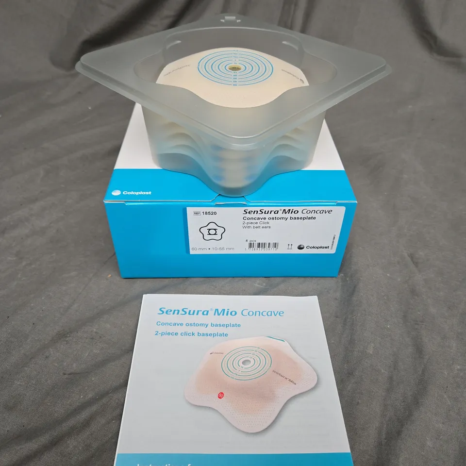 BOXED SENSURA MIO CONCAVE OSTOMY BASEPLATE 2-PIECE CLICK WITH BELT EARS 5 PACK