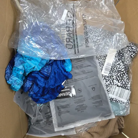 BOX OF APPROXIMATELY 30 ASSORTED CLOTHING ITEMS TO INCLUDE: LA MAREY BLACK T SHIRT