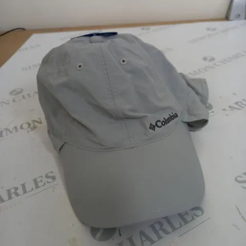 COLOMBIA LIGHT GREY CAP 