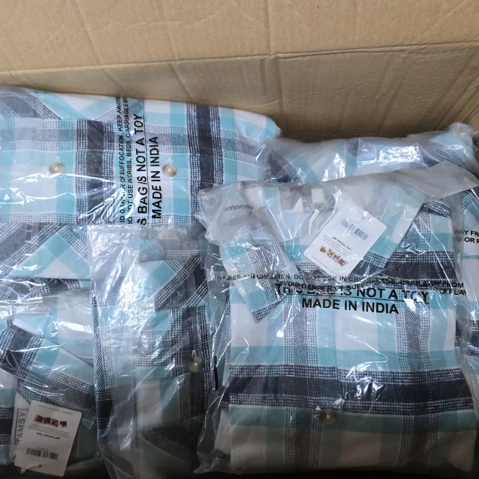 LARGE QUANTITY OF ASSORTED CLOTHING ITEMS IN VARIOUS SIZES - COLLECTION ONLY