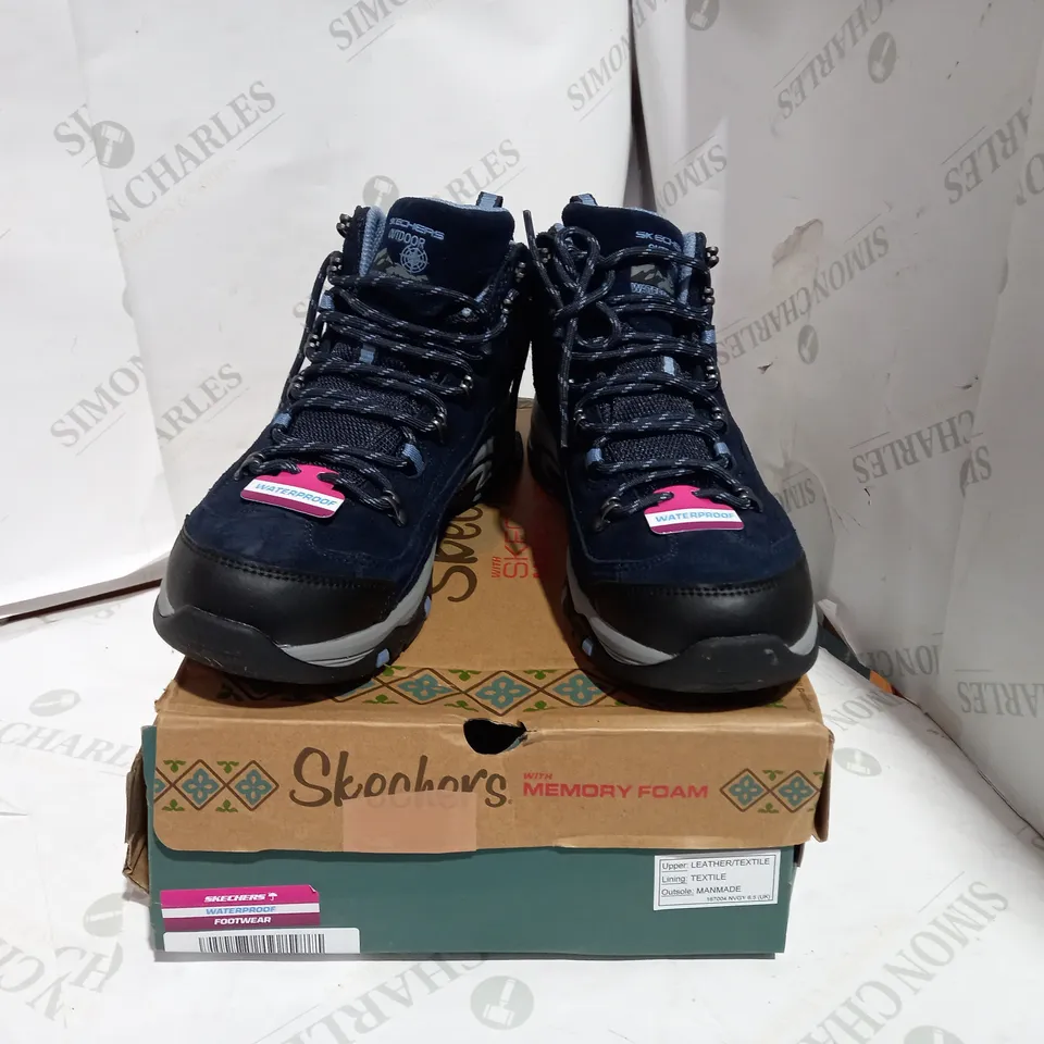 SKETCHERS NAVY WINTER PROOF BOOT - 6.5