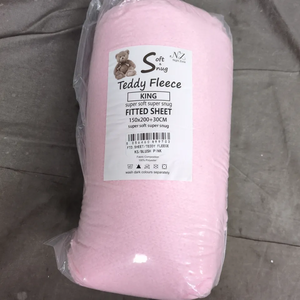 SOFT & SNUG TEDDY FLEECE FITTED SHEET IN PINK - KING