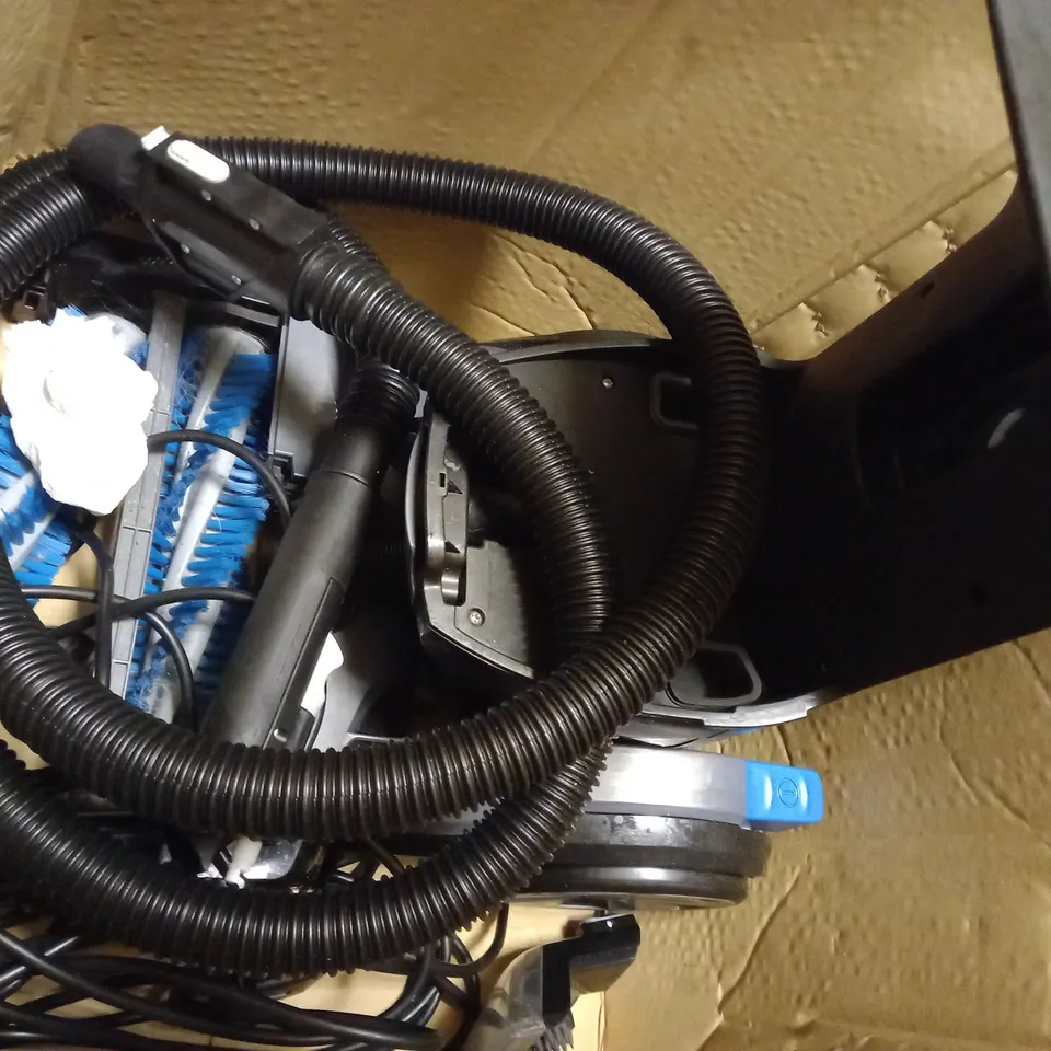 VAX PLATINUM SMARTWASH CARPET CLEANER