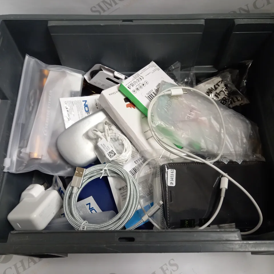 BOX OF APPROX 10 ITEMS INCLUDING ASSORTED PHONE CASES, POWER CABLES AND PORTABLE FOLDING PHONE STAND