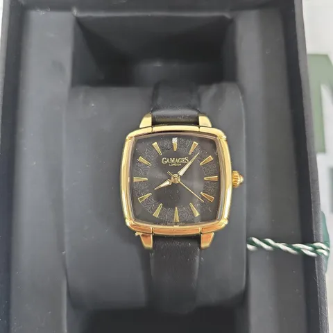 GAMAGES LONDON GOLD-TONE WRISTWATCH WITH BLACK DIAL AND LEATHER STRAP