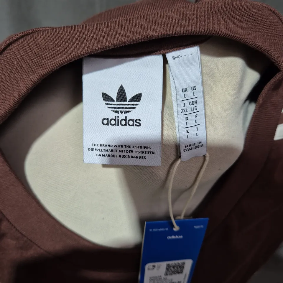 ADIDAS OVERSIZE TEE – AUBURN/BROWN, UK L (US L)