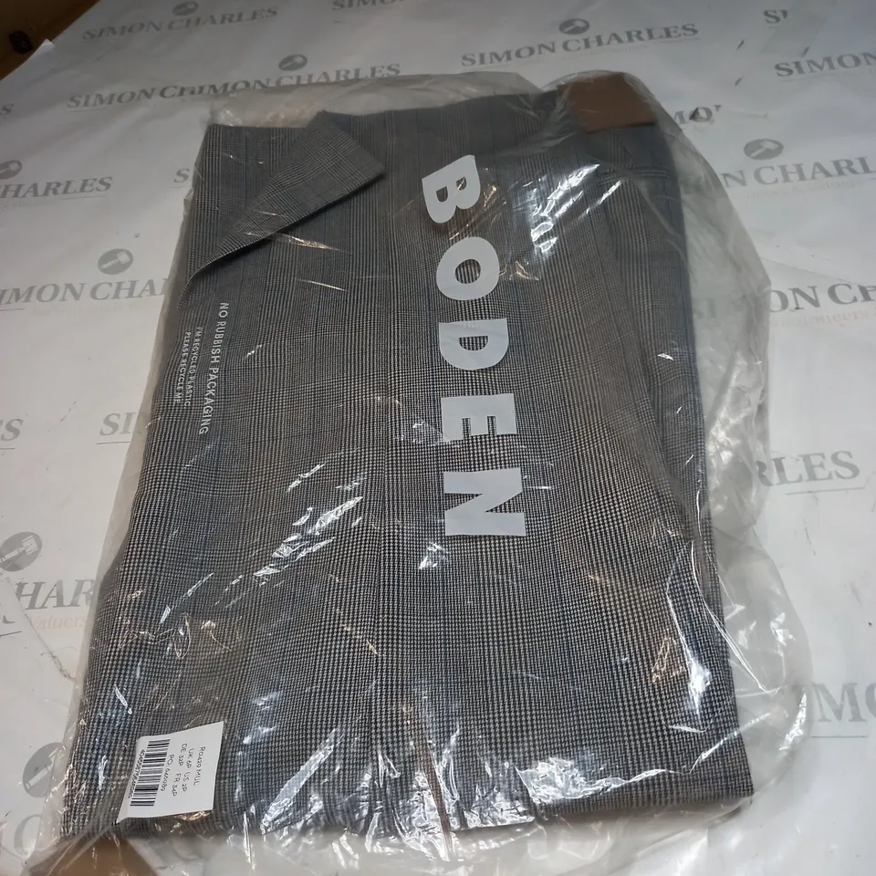 BODEN CHEQUERED TROUSERS SIZE 6P